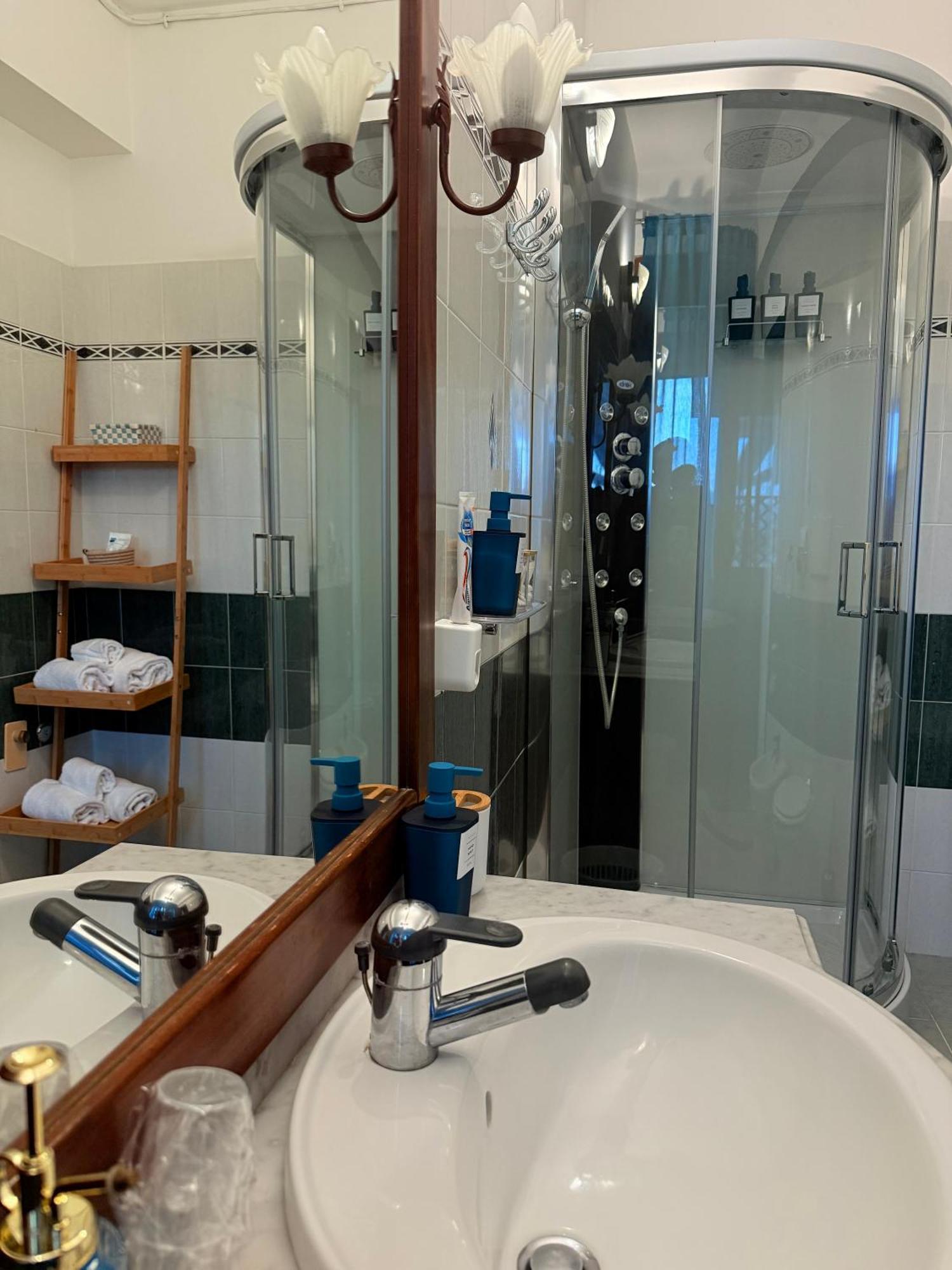Bed and Breakfast Palm House Lamezia Terme Esterno foto